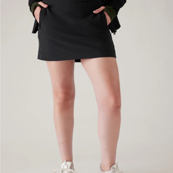 Like-New Athleta Brooklyn Stripped Skirt Size 16 - Picture 1 of 7